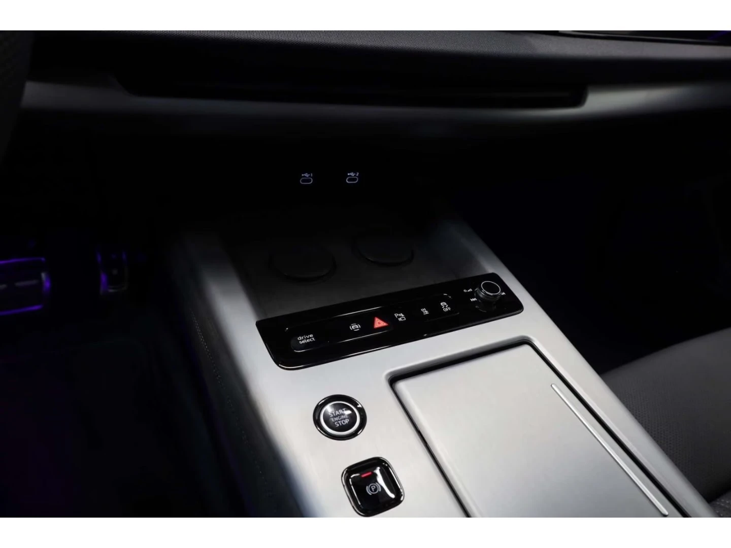 Audi Q7 TDI * NEW 2026* S-LINE B&O HEADUP PANORAMA 7-МЕСТЕ, снимка 12 - Автомобили и джипове - 55779942