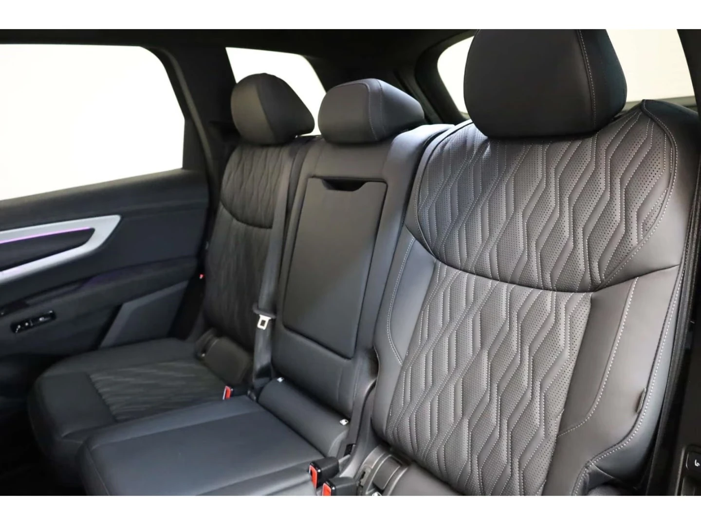 Audi Q7 TDI * NEW 2026* S-LINE B&O HEADUP PANORAMA 7-МЕСТЕ, снимка 13 - Автомобили и джипове - 55779942