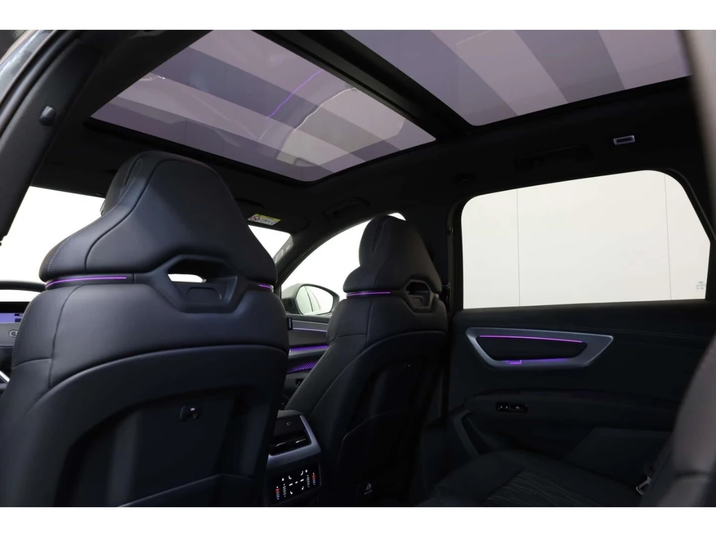Audi Q7 TDI * NEW 2026* S-LINE B&O HEADUP PANORAMA 7-МЕСТЕ, снимка 16 - Автомобили и джипове - 55779942