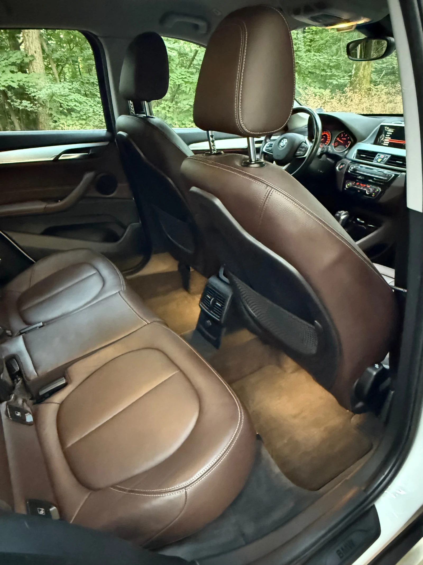 BMW X1 25d / Сервизна история / Много екстри, снимка 11 - Автомобили и джипове - 56173486