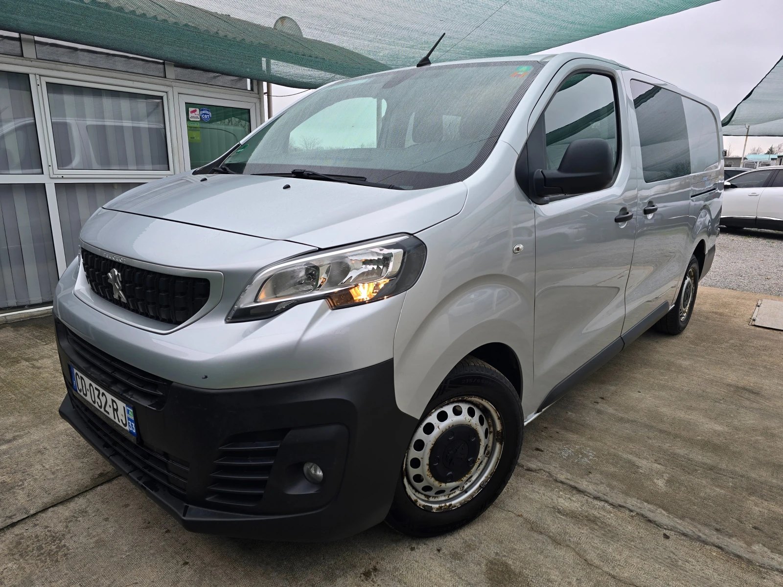 Peugeot Expert 2.0 BLUE HDI * 6 места * LONG* КАМЕРА * НАВИГАЦИЯ , снимка 1