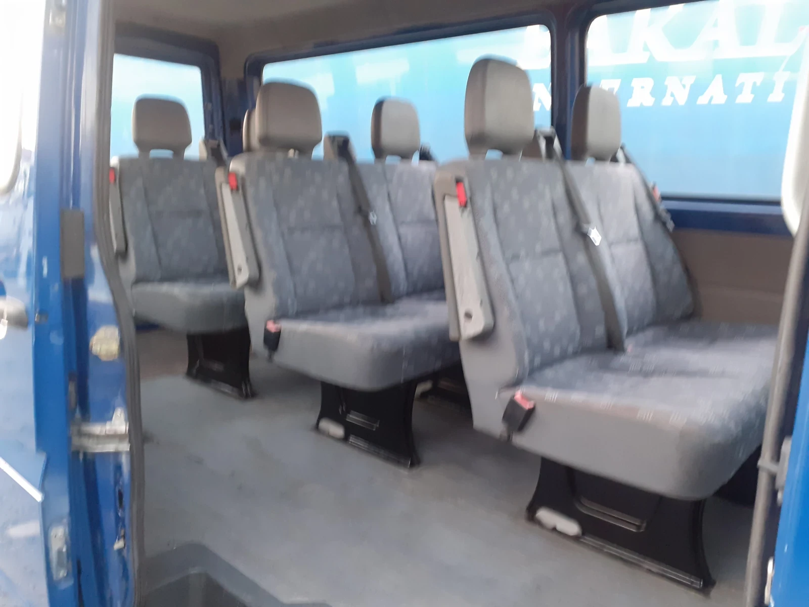Mercedes-Benz Sprinter 313 2, 2 CDI , 9 местен, КЛИМА ТИК , снимка 9 - Бусове и автобуси - 53372818