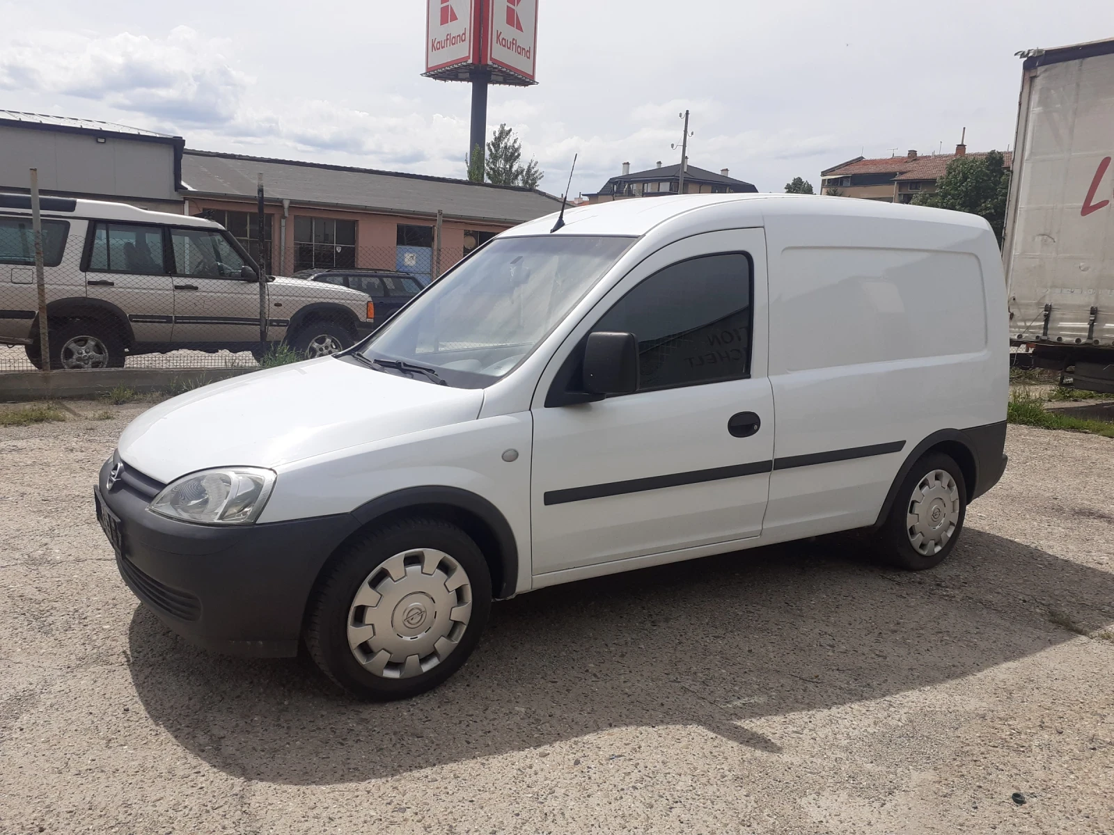 Opel Combo 1, 6 i с фабричен метан