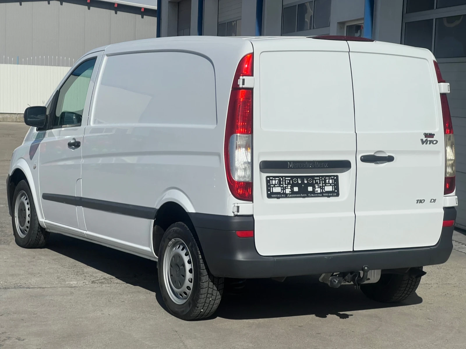 Mercedes-Benz Vito 110 / 2 броя / Климатроник, снимка 5 - Бусове и автобуси - 54525464