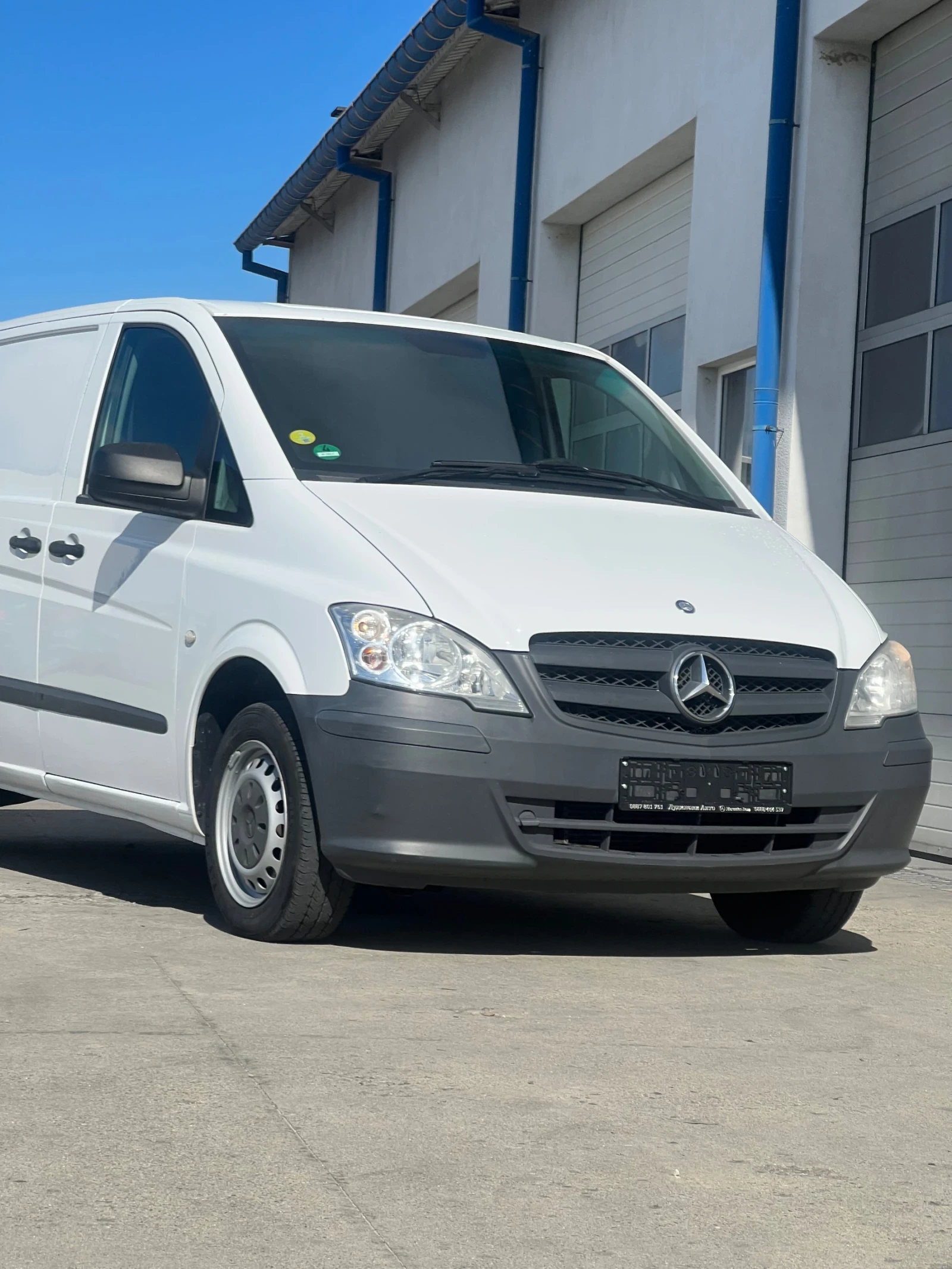 Mercedes-Benz Vito 110 / 2 броя / Климатроник, снимка 2 - Бусове и автобуси - 54525464