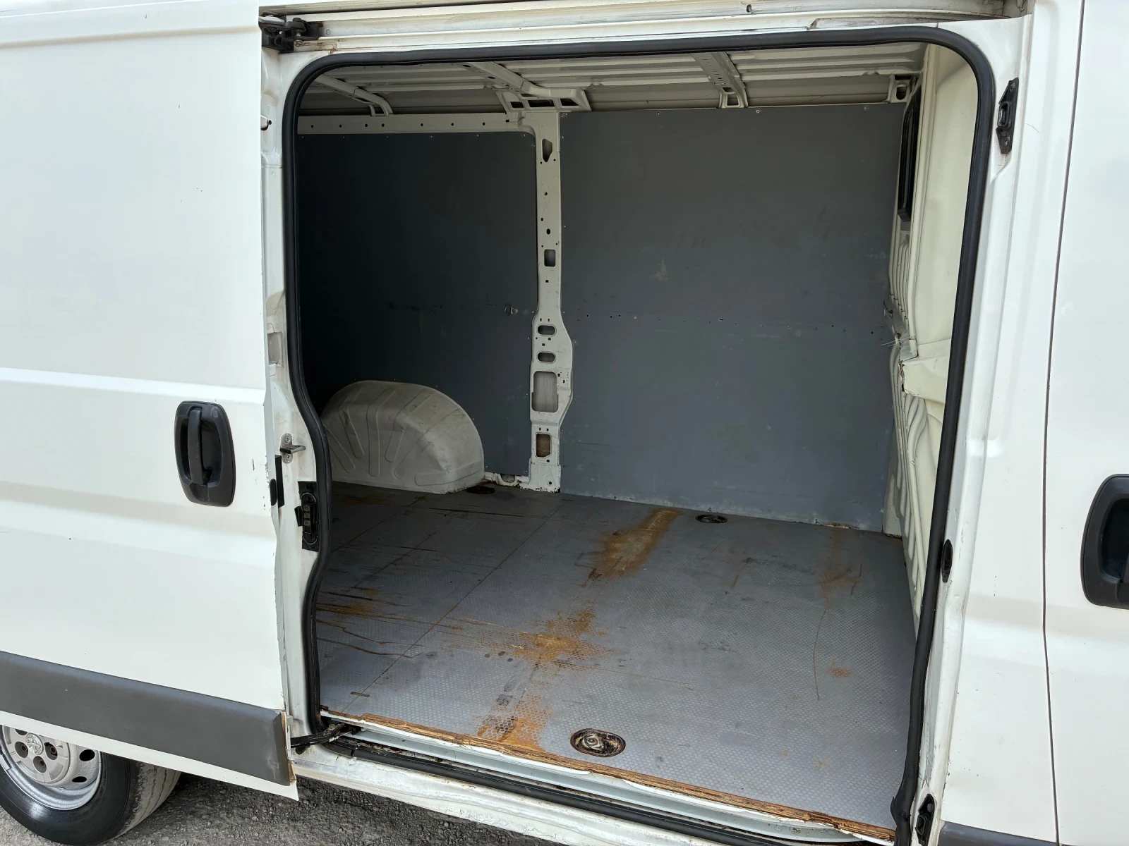Peugeot Boxer 2.0hdi 131кс евро 6, снимка 11 - Бусове и автобуси - 54954239