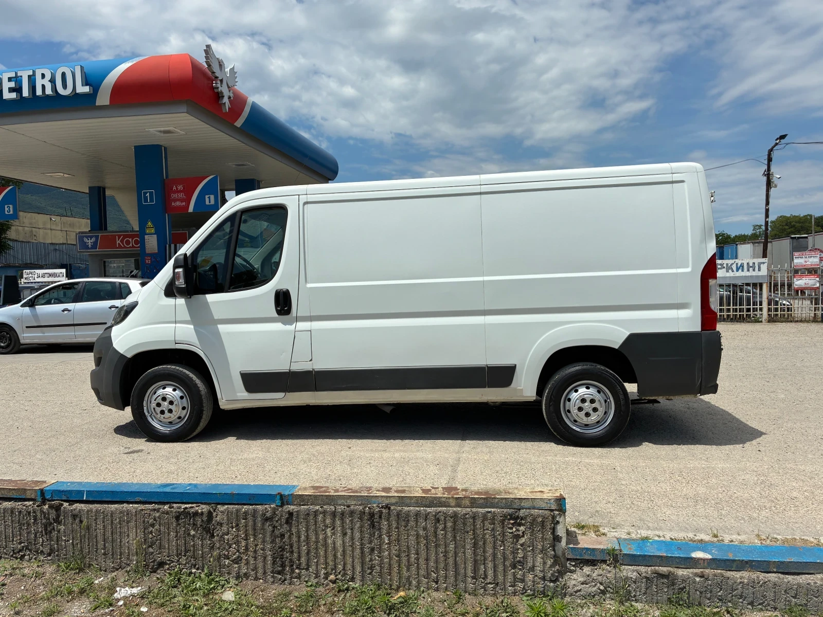 Peugeot Boxer 2.0hdi 131кс евро 6, снимка 4 - Бусове и автобуси - 54954239
