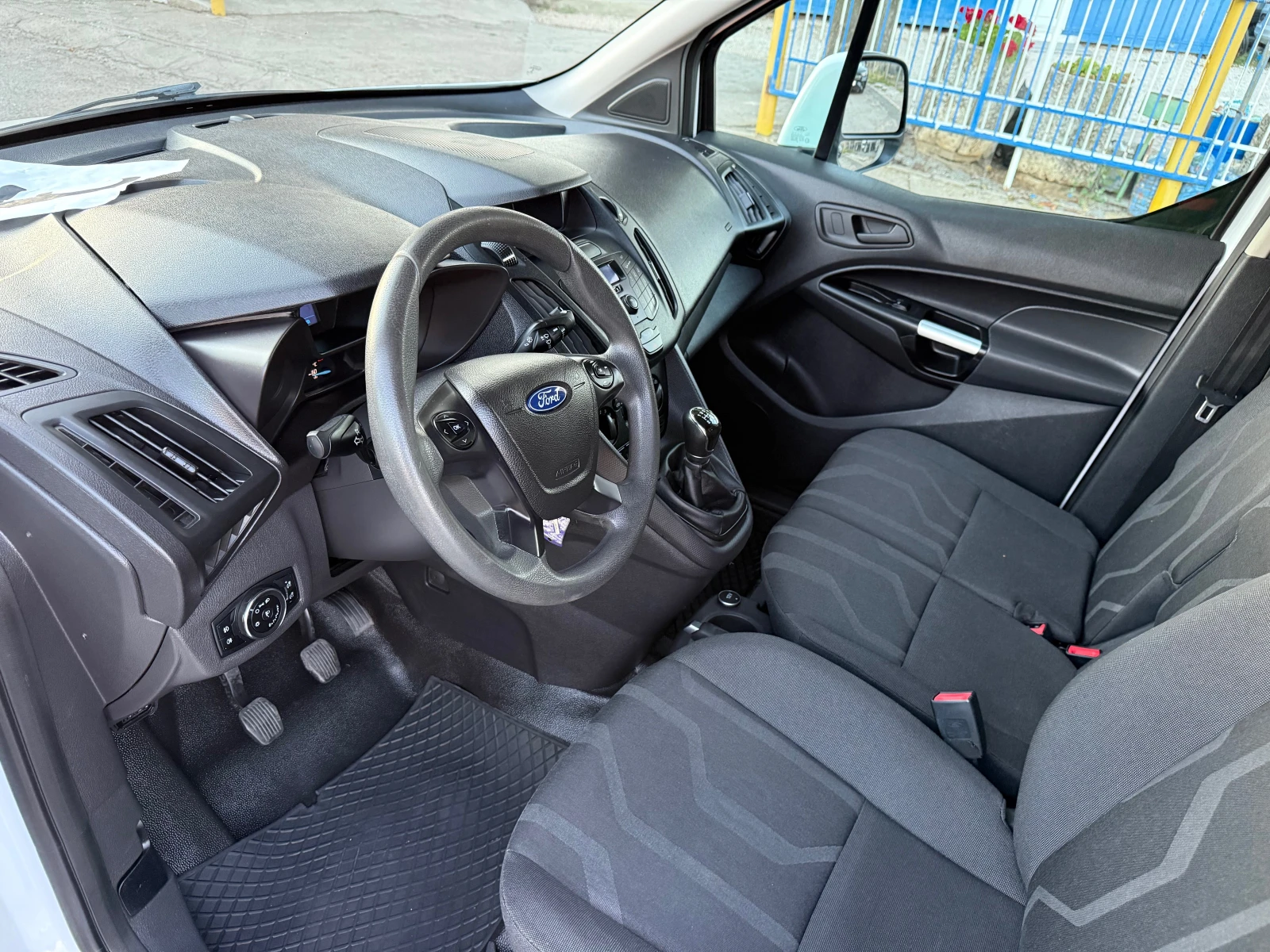 Ford Transit 1.5 TDCi MAXI EVRO6, снимка 10 - Бусове и автобуси - 55740520