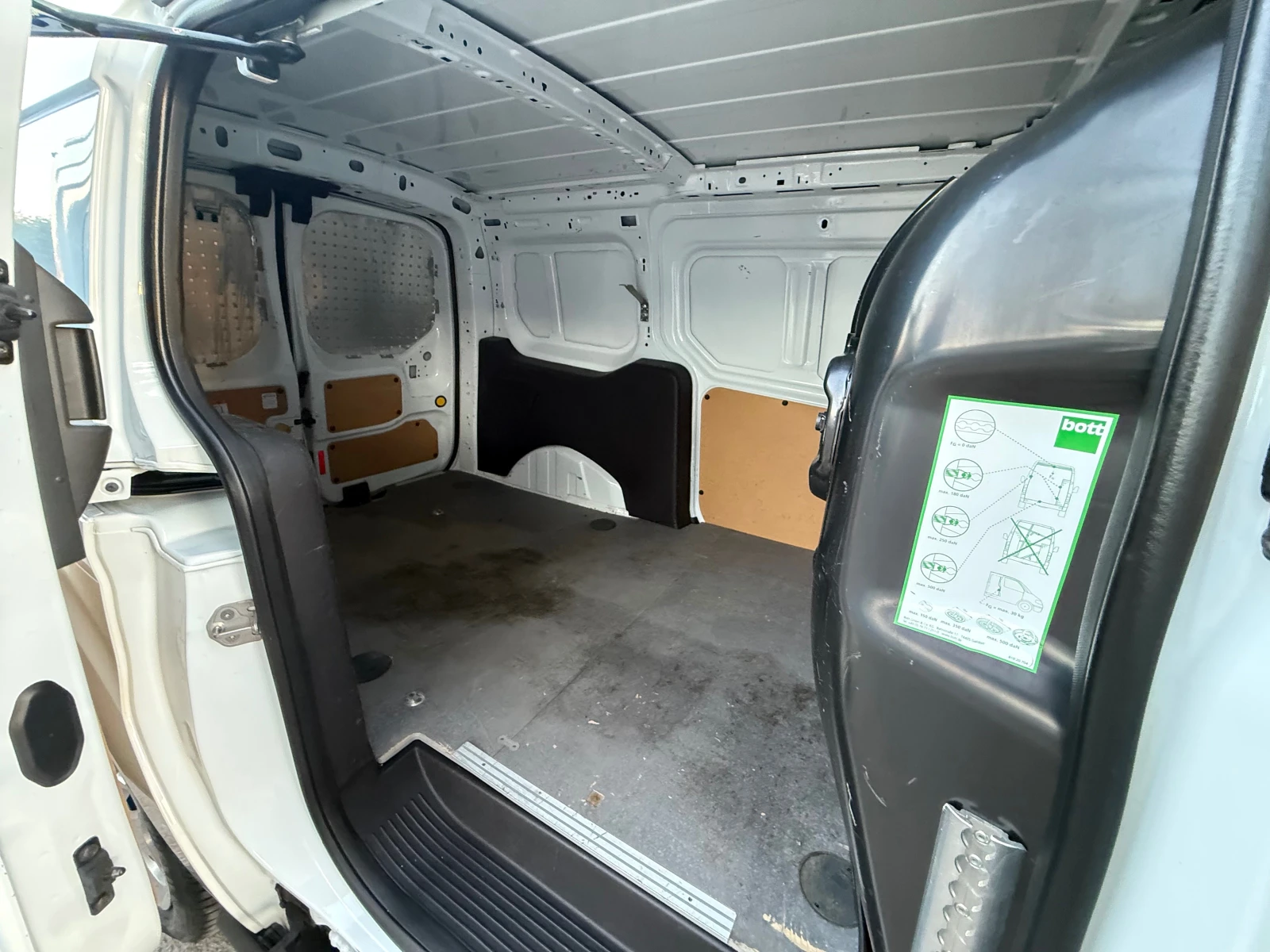 Ford Transit 1.5 TDCi MAXI EVRO6, снимка 13 - Бусове и автобуси - 55740520