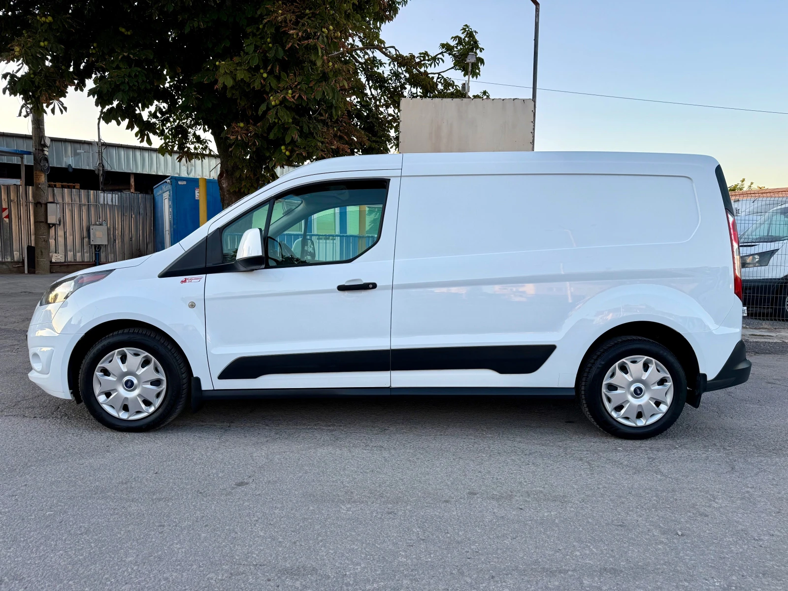 Ford Transit 1.5 TDCi MAXI EVRO6, снимка 2 - Бусове и автобуси - 55740520