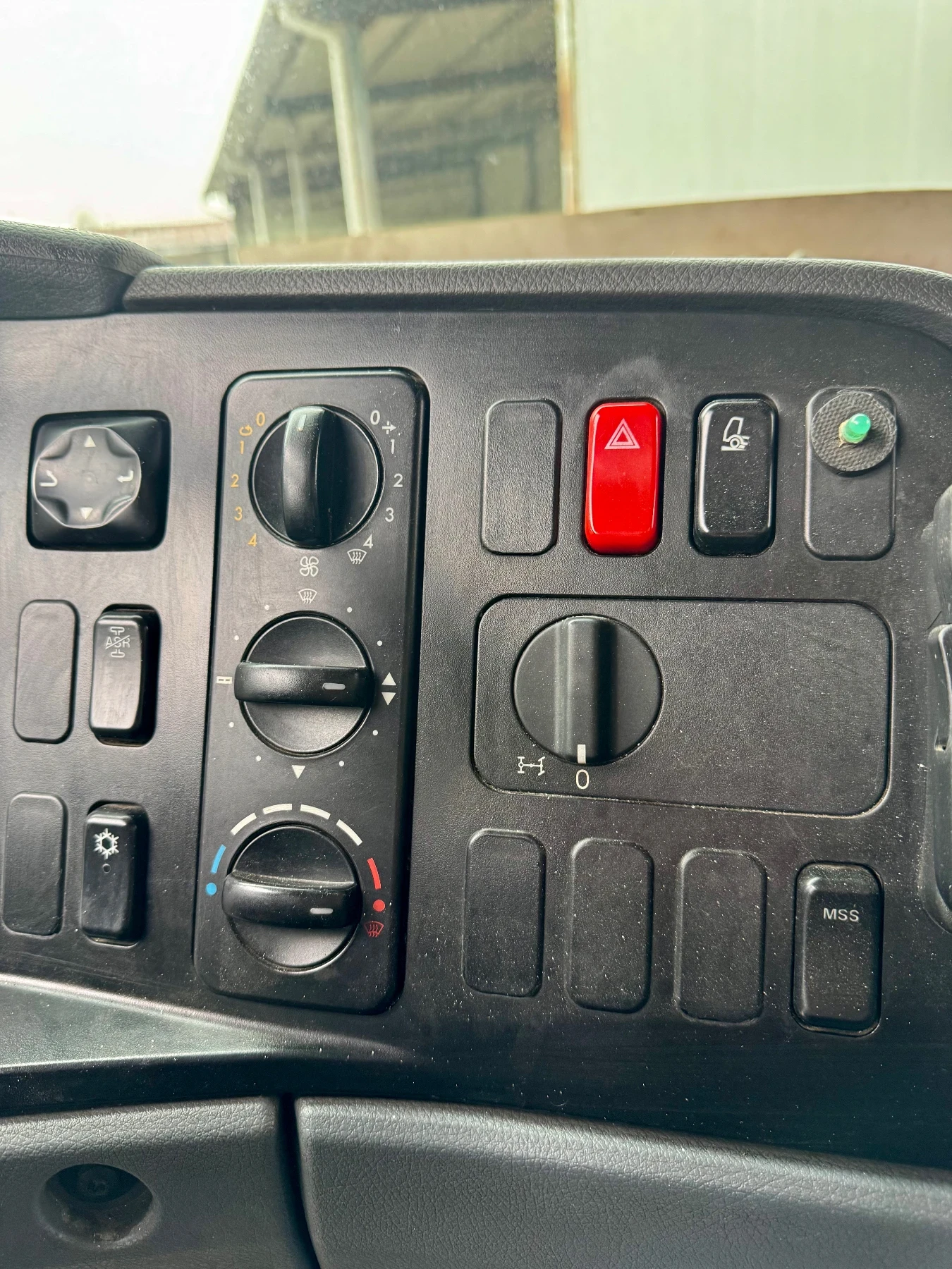 Mercedes-Benz Atego 822 120 куб. м - изображение 9