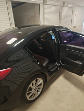 Hyundai Elantra Avante, снимка 10