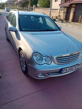 Mercedes-Benz C 220 Фейслифт, снимка 1