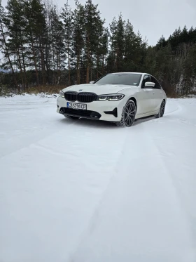 BMW 330 xDrive, снимка 4