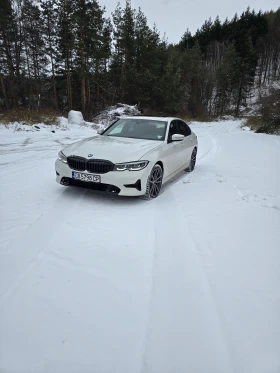 BMW 330 xDrive, снимка 3