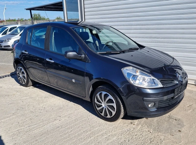 Renault Clio 1.2i, снимка 1 - Автомобили и джипове - 41796443