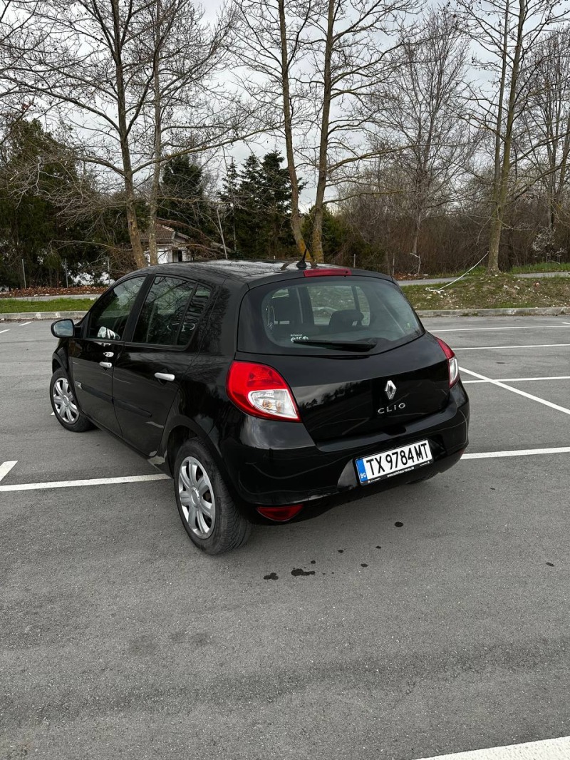 Renault Clio 1.2, снимка 4 - Автомобили и джипове - 44841901