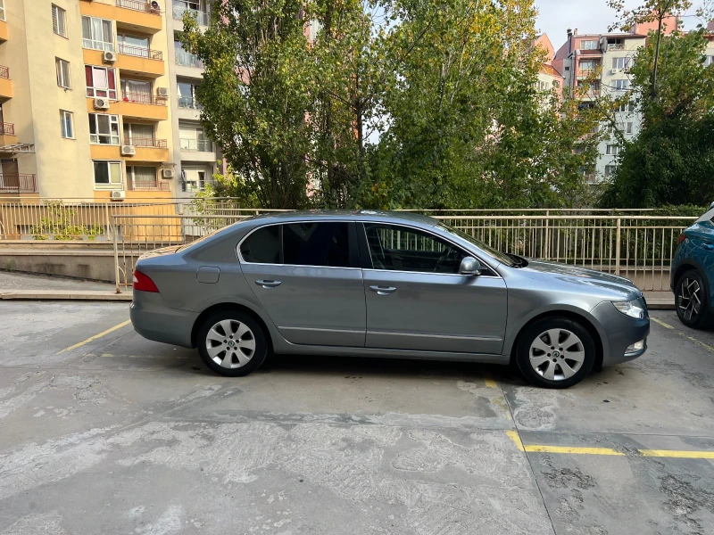 Skoda Superb, снимка 4 - Автомобили и джипове - 46995426