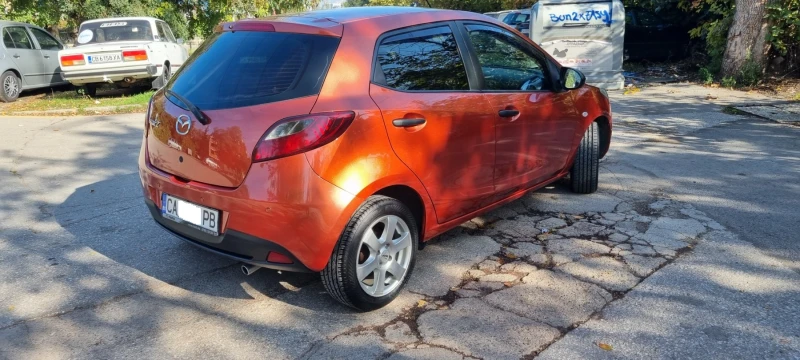 Mazda 2, снимка 6 - Автомобили и джипове - 47779869