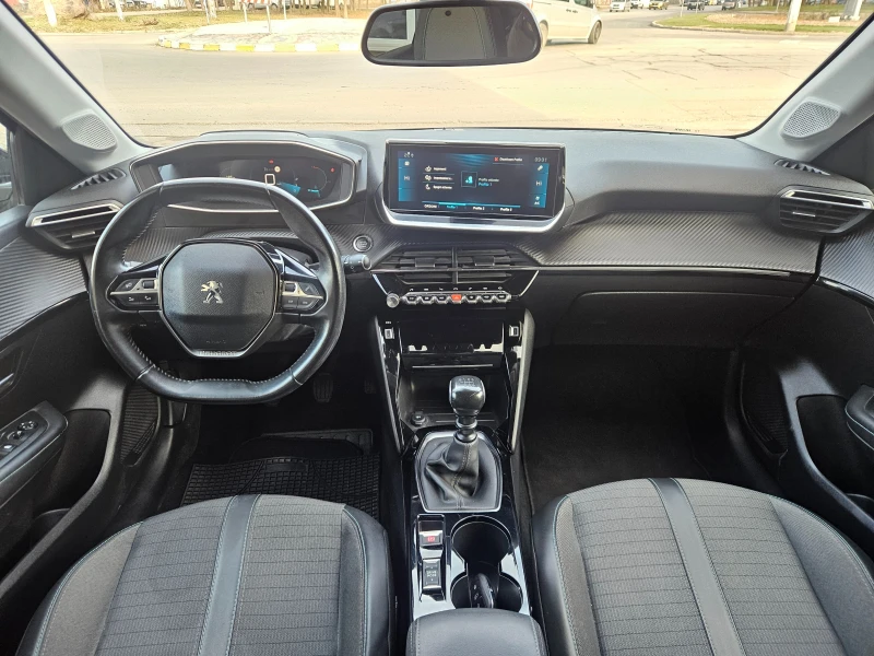 Peugeot 208 1.2 Turbo, 101к.с., 6ск., Лед, Камера, Нави!, снимка 8 - Автомобили и джипове - 48365361