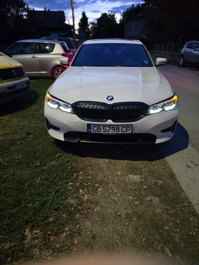 BMW 330 xDrive, снимка 1 - Автомобили и джипове - 48717726