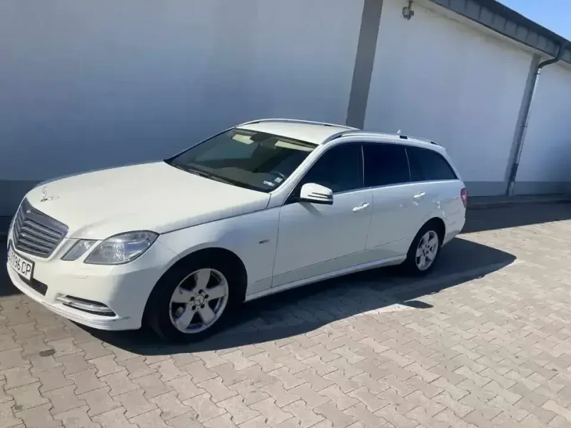 Mercedes-Benz E 350 W212, снимка 3 - Автомобили и джипове - 52104256