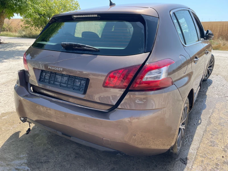 Peugeot 308 1.6 Blue HDI, снимка 4 - Автомобили и джипове - 51320146