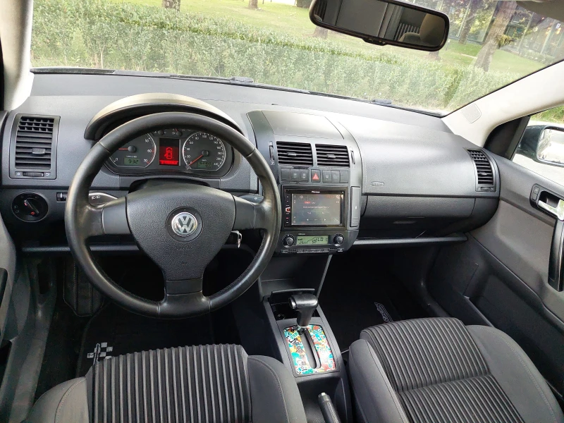 VW Polo 1, 4i AUTOMATIC, снимка 6 - Автомобили и джипове - 51332557