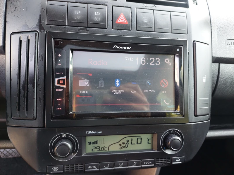 VW Polo 1, 4i AUTOMATIC, снимка 10 - Автомобили и джипове - 51332557