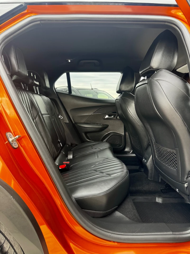 Peugeot 2008 GT-Line FullPack, снимка 14 - Автомобили и джипове - 52325864