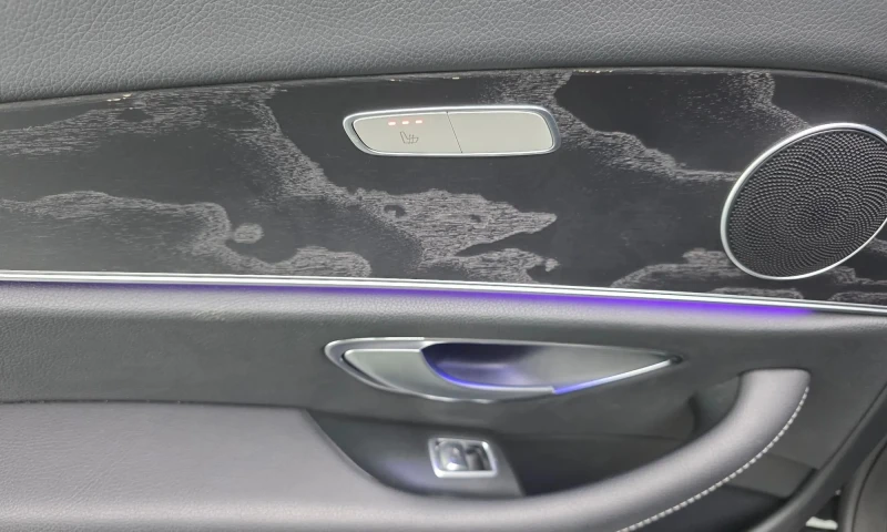 Mercedes-Benz E 220 W213 E220D, снимка 17 - Автомобили и джипове - 52545617