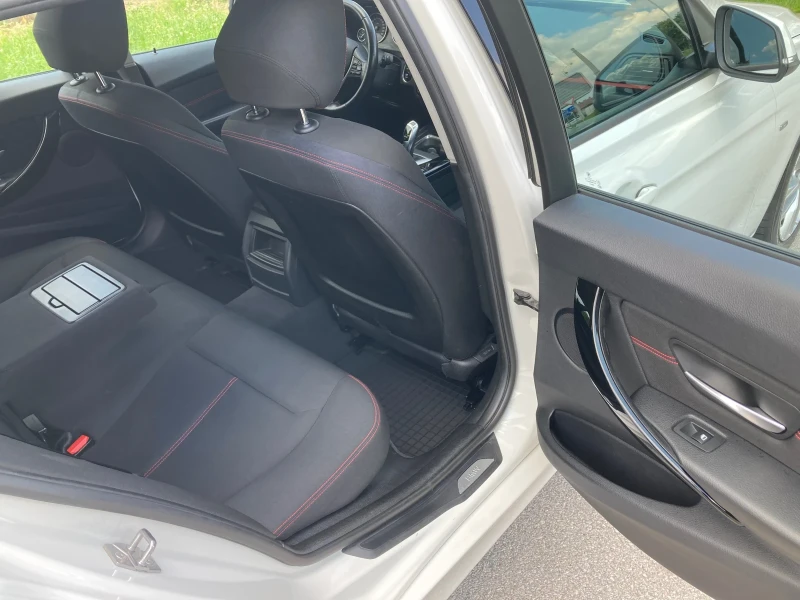 BMW 320 2.0 D xDrive Sport, 184 к.с. , снимка 10 - Автомобили и джипове - 53331563