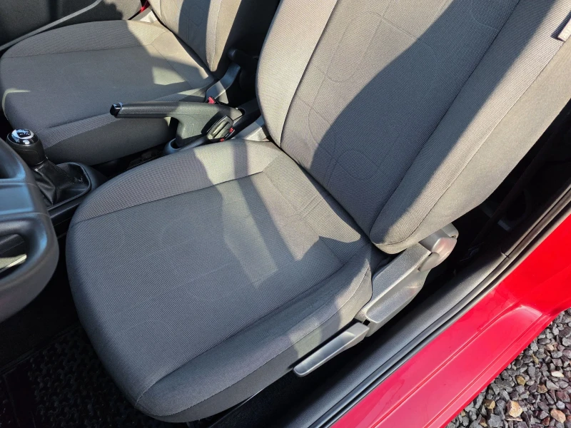 VW Up 1.0i Газов инжекцион 116000км., снимка 11 - Автомобили и джипове - 53449392