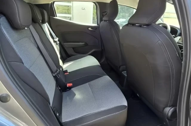 Renault Clio E-TECH HYBRID / АВТОМАТИК / 5000 км, снимка 11 - Автомобили и джипове - 52940101