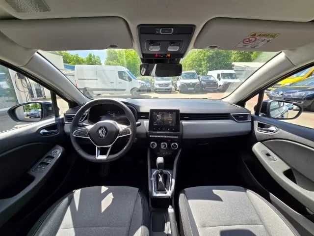 Renault Clio E-TECH HYBRID / АВТОМАТИК / 5000 км - изображение 9