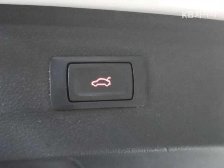 Audi A7 2015 RS 7 PKG 3.0 BiTDI Quattro* HUD* Дистроник, снимка 17 - Автомобили и джипове - 56283360
