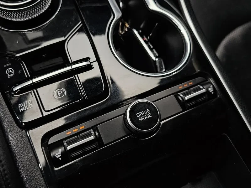 Kia K5 2.0 Trendy, снимка 17 - Автомобили и джипове - 56683134