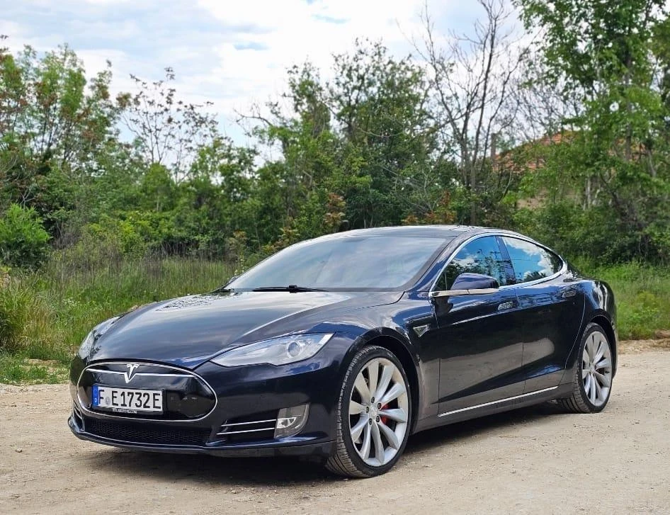 Tesla Model S Performance Signature, снимка 1