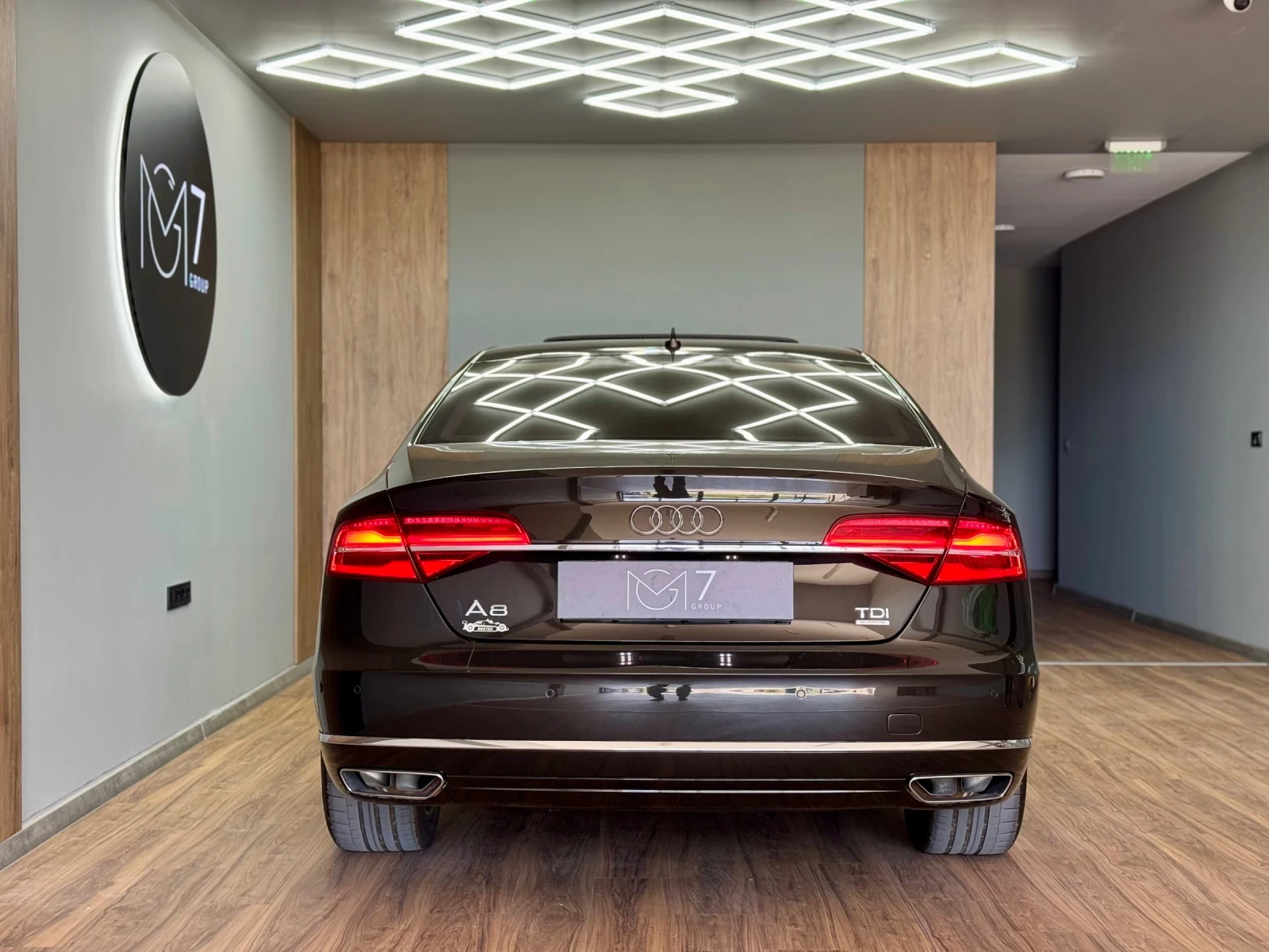 Audi A8 Exclusive * Matrix* Head Up* Massage* 1 СОБСТВЕНИК - изображение 2