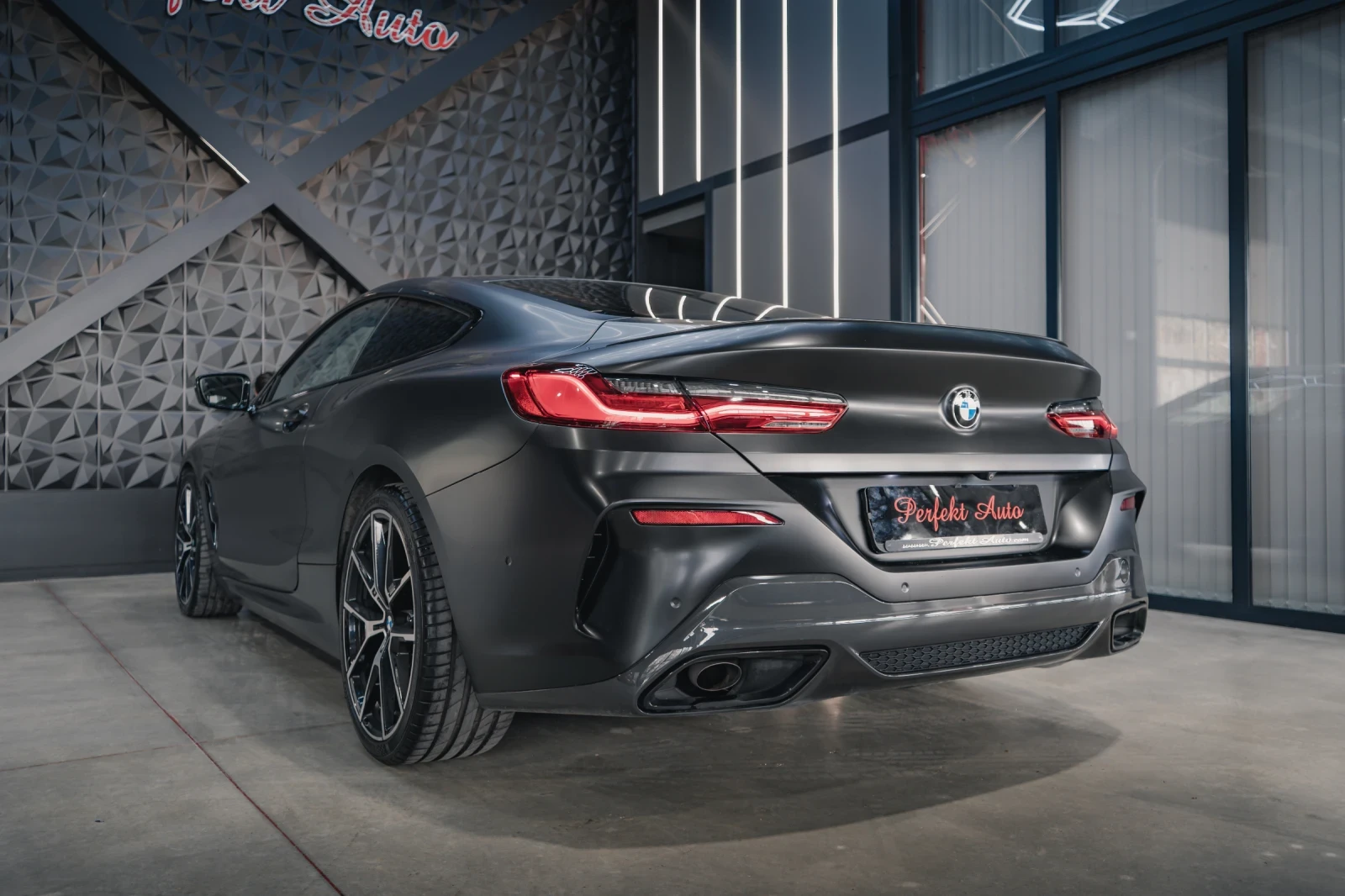 BMW 840 d xDrive * M PACKET * SWAROVSKI * HEAD UP * LED | Mobile.bg   4