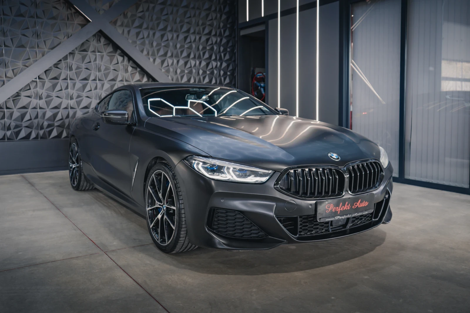 BMW 840 d xDrive * M PACKET * SWAROVSKI * HEAD UP * LED | Mobile.bg   1