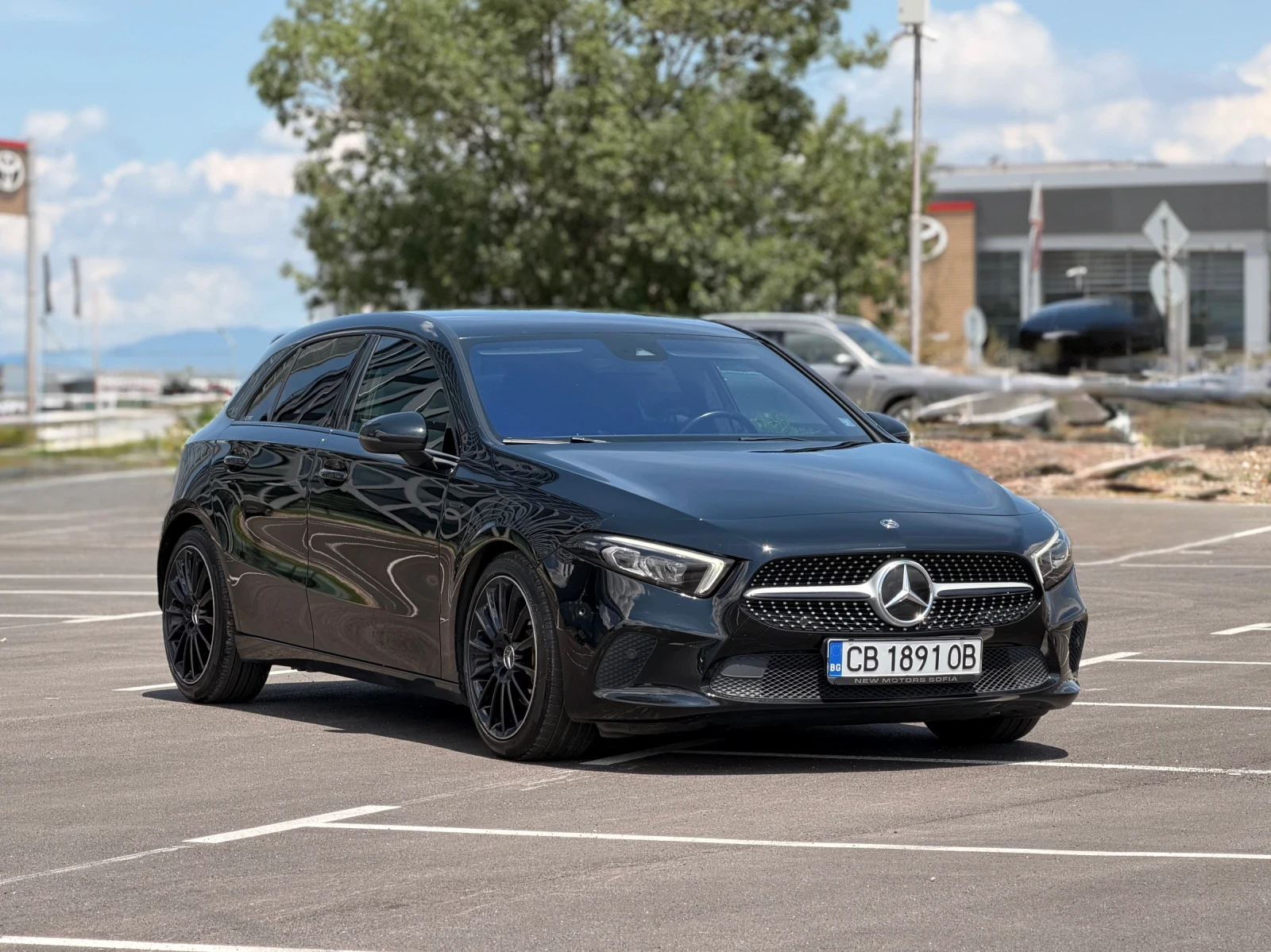 Mercedes-Benz A 200 -sport-обслужена -Лизинг през Уникредит по 320евро, снимка 3 - Автомобили и джипове - 51818706