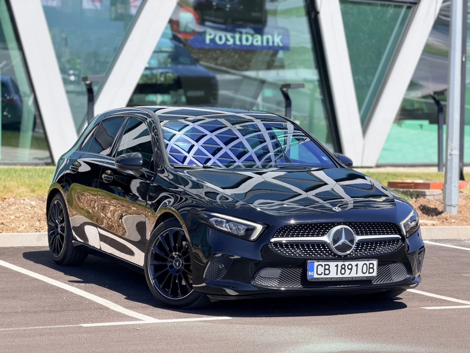 Mercedes-Benz A 200 -sport-обслужена -Лизинг през Уникредит по 320евро, снимка 3 - Автомобили и джипове - 51818706