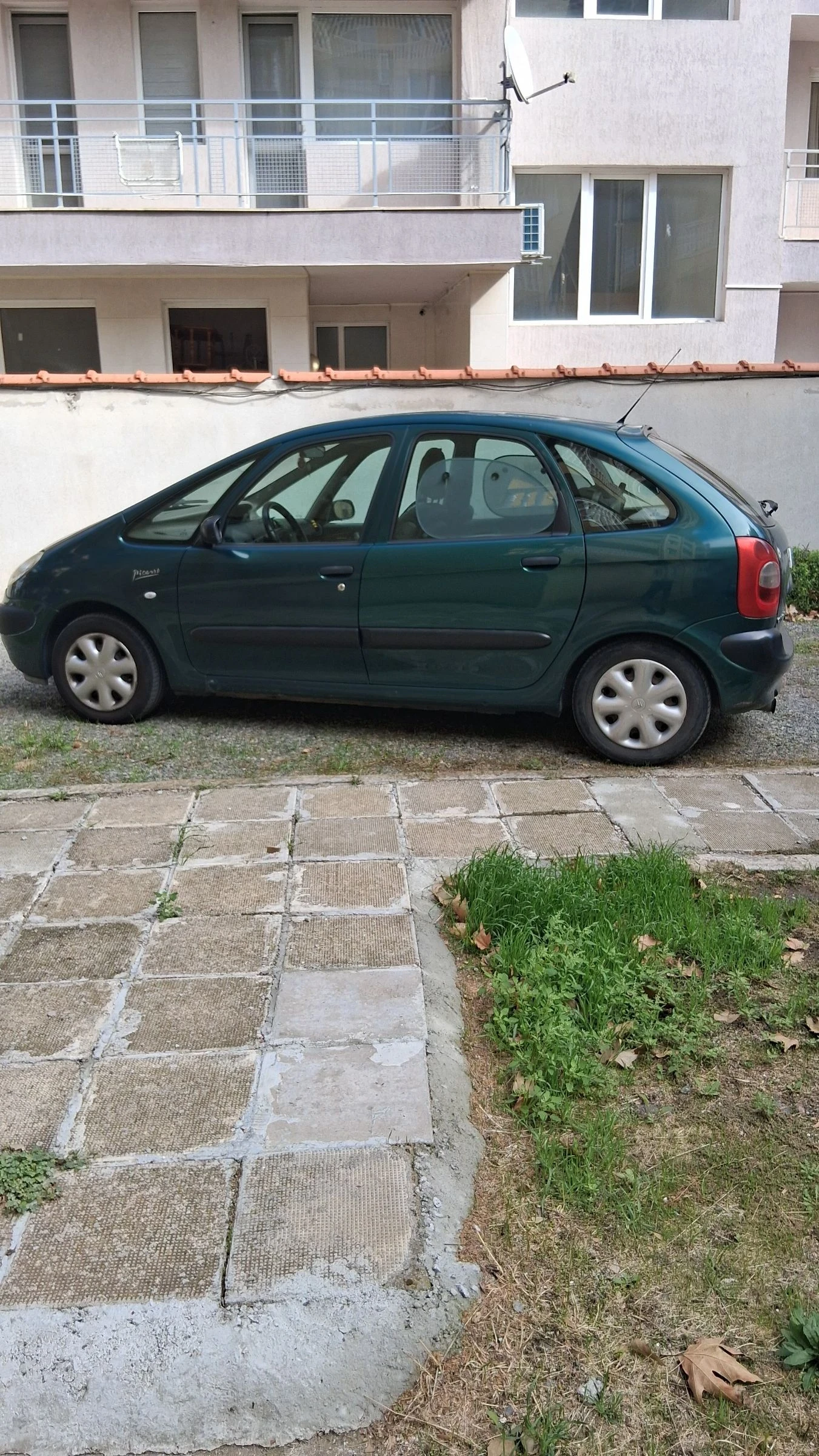 Citroen Xsara picasso 2.0 HDI  - изображение 3