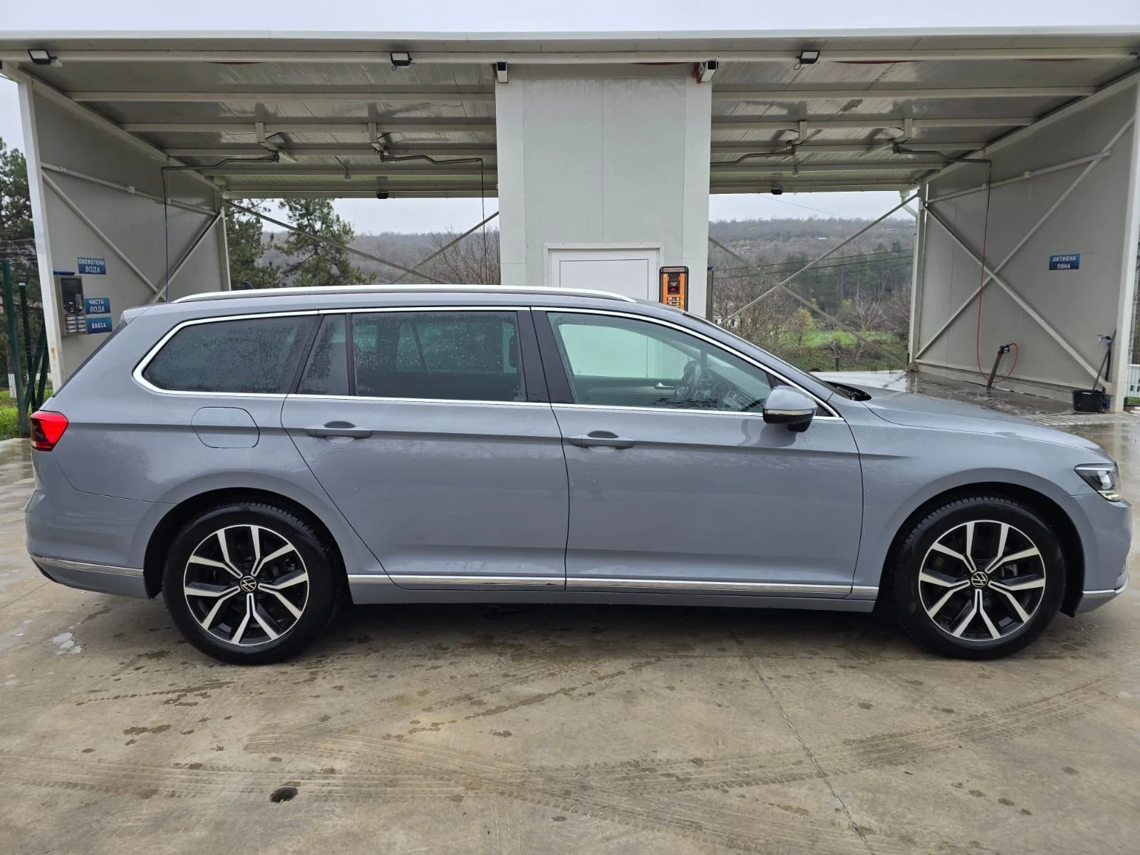 VW Passat 2.0TDI - 150.. - HIGHLINE - DIGITAL | Mobile.bg   6