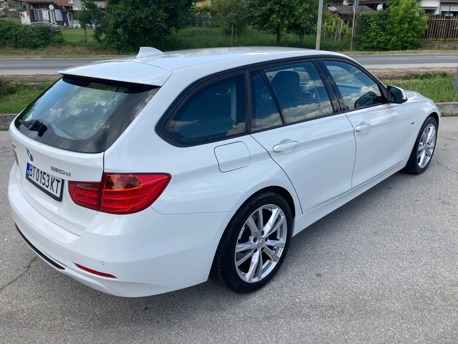 BMW 320 2.0 D xDrive Sport, 184 �.�.  | Mobile.bg � ����������� 5