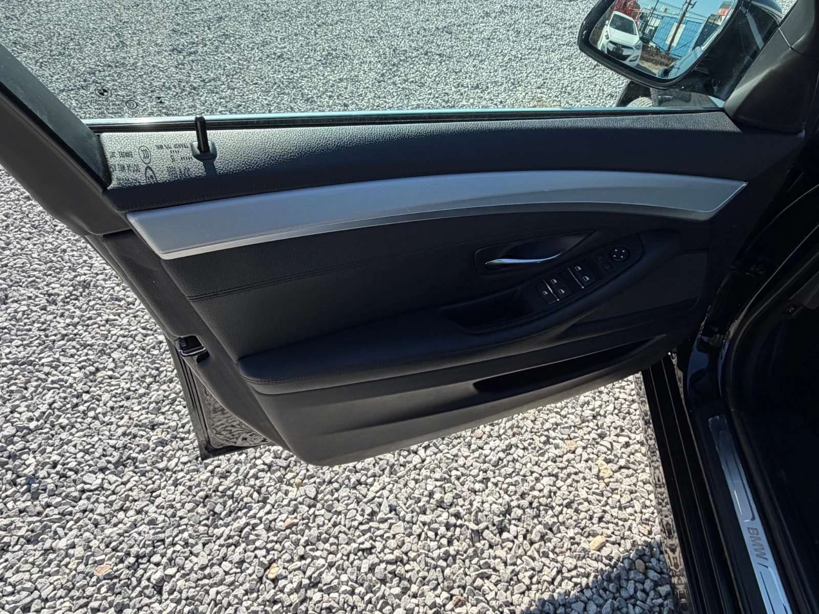 BMW 520 Luxury 2.0D-190k.c XDrive  - изображение 9