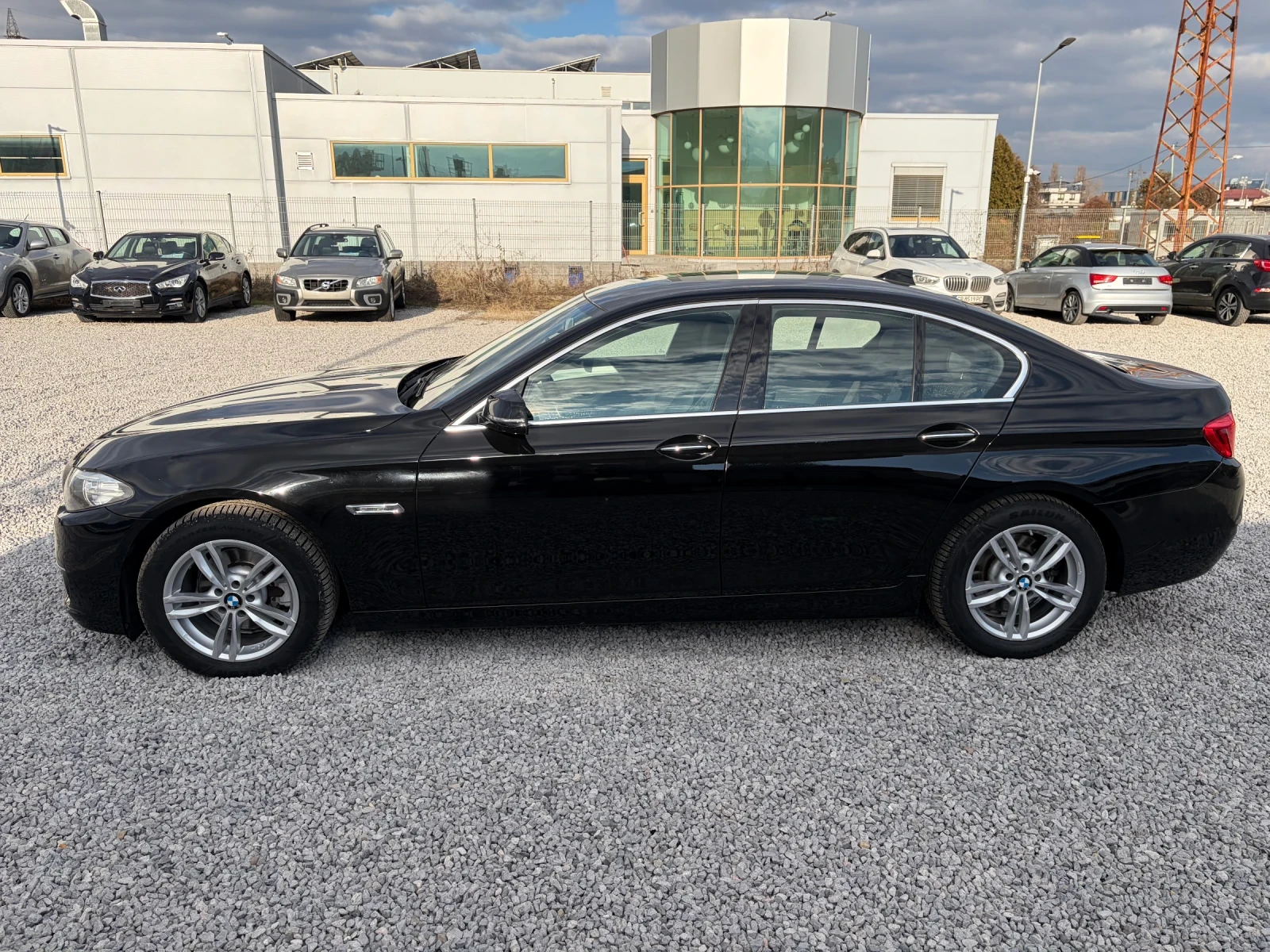 BMW 520 Luxury 2.0D-190k.c XDrive  - изображение 3