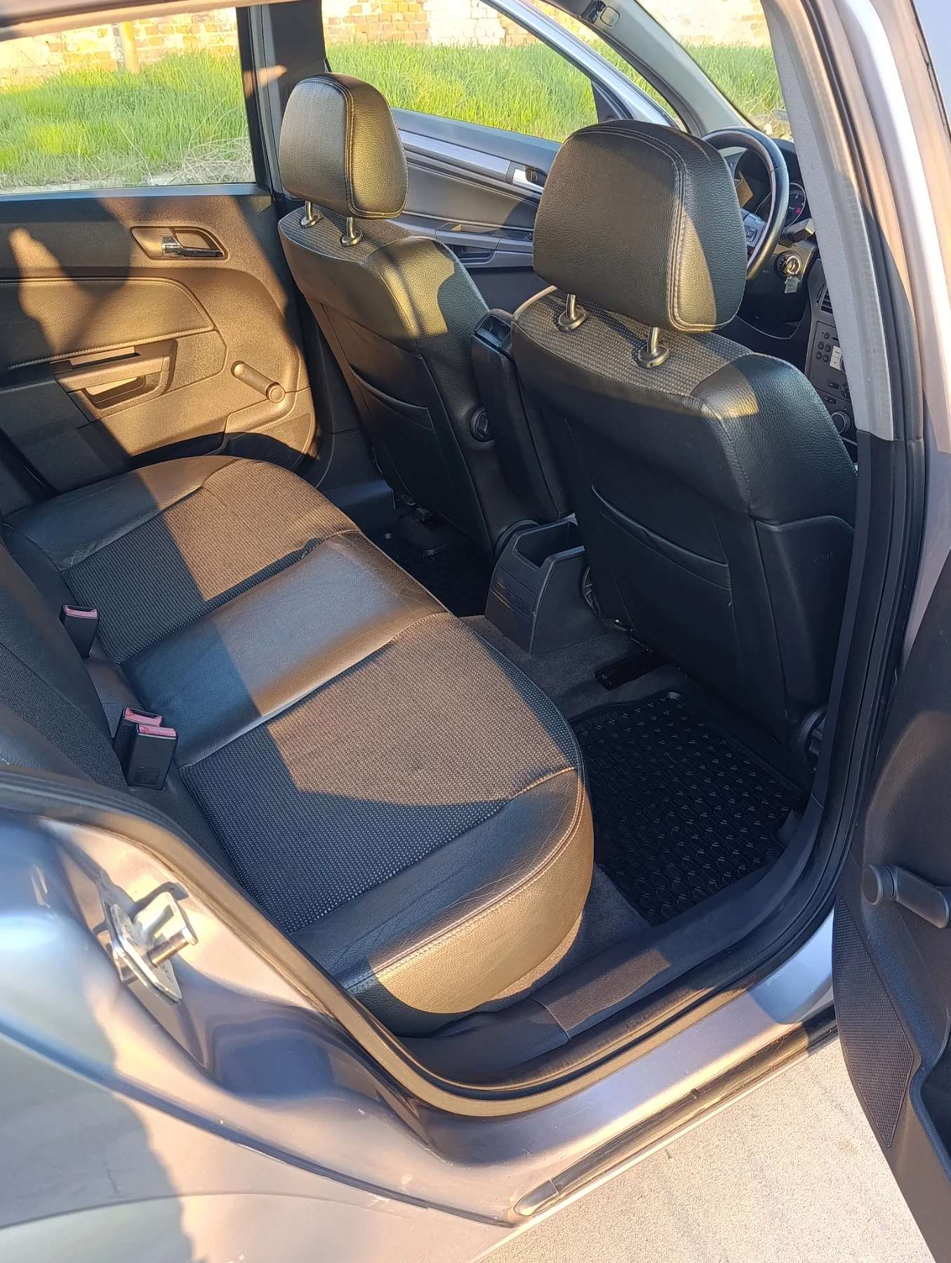 Opel Astra, снимка 8 - Автомобили и джипове - 53978532