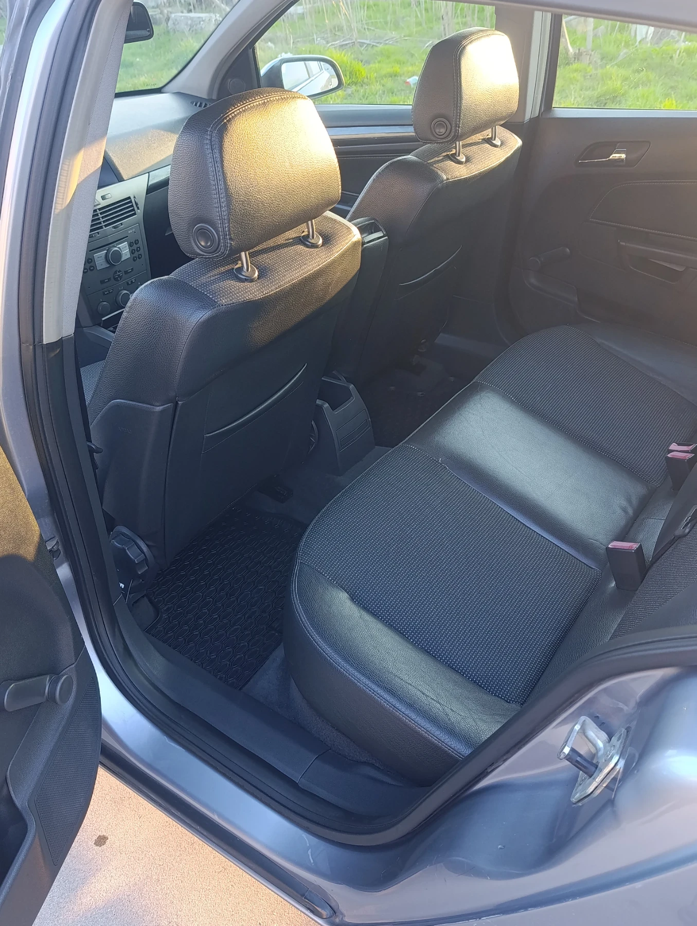 Opel Astra, снимка 7 - Автомобили и джипове - 53978532